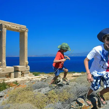 Touranou Sailing Vacation 菲尼卡斯